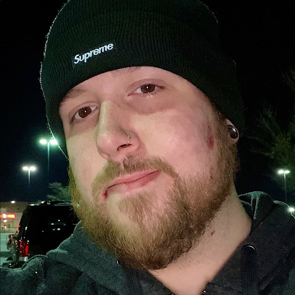 Meet Your Posher Dan - Picture 3 of 7